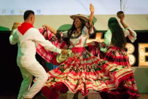 el baile del porro se vive en educity